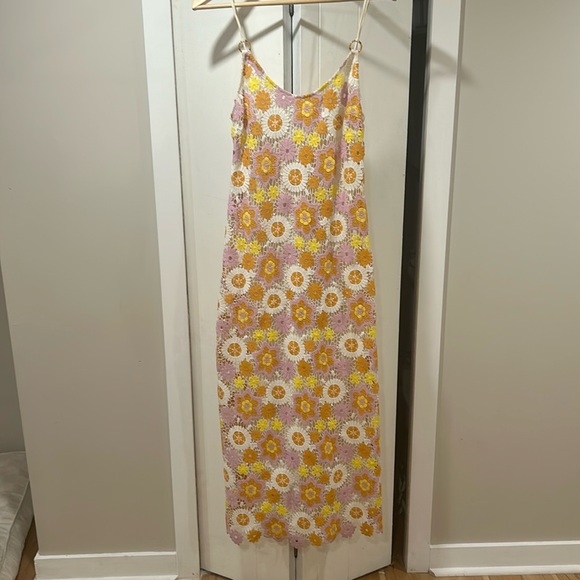 Rare Zara Crochet Floral Dress - Picture 1 of 4